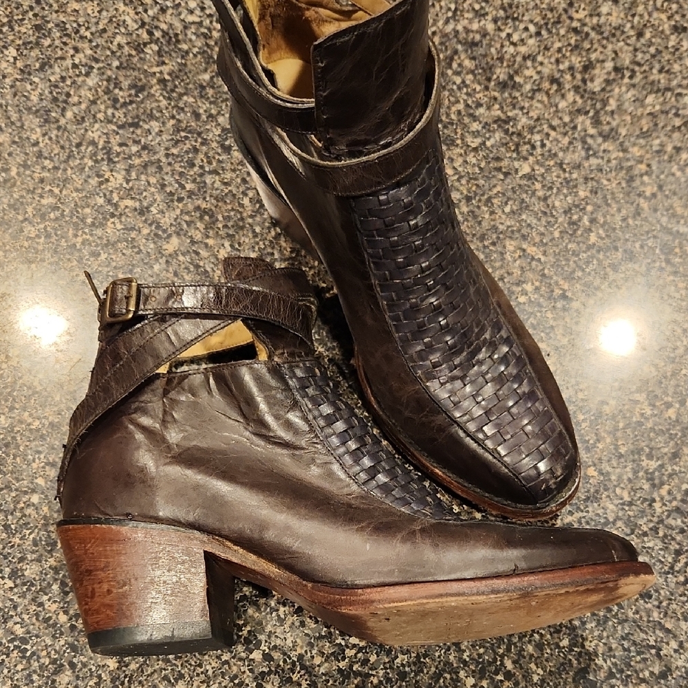 Stetson Strappy Brown Braided Leather Boots Size 7.5 8